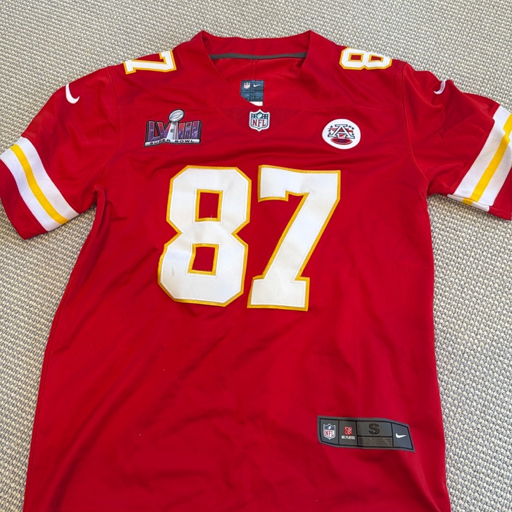 Travis Kelley jersey size small gently used